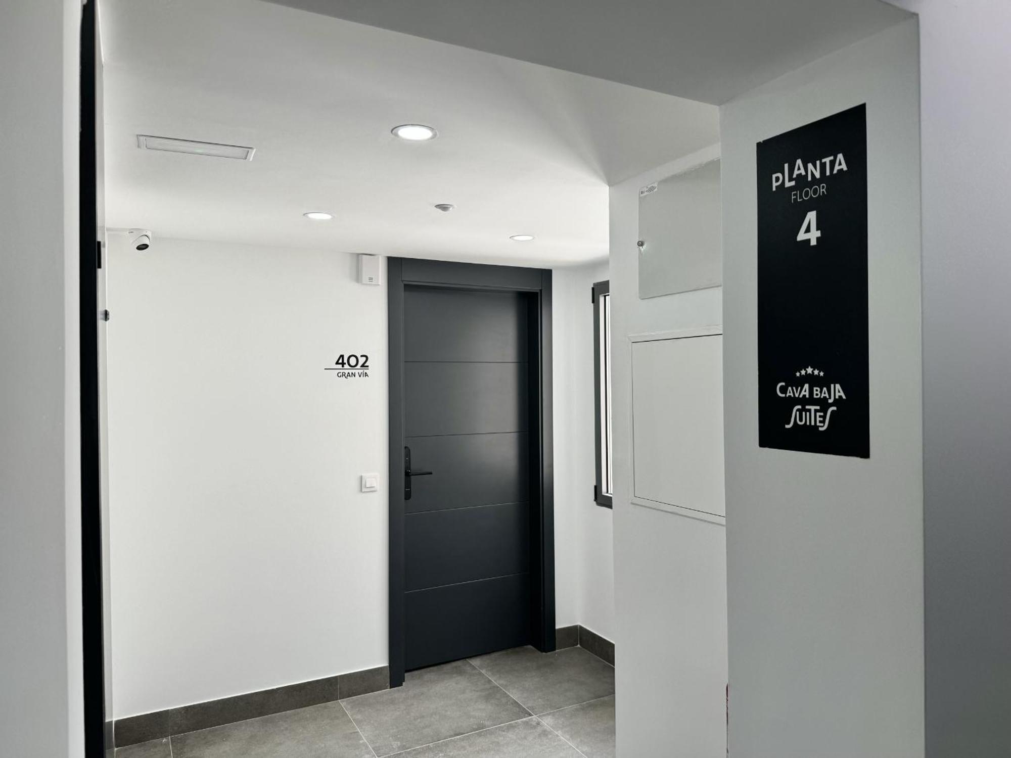 Cavabajasuites 2 マドリード エクステリア 写真